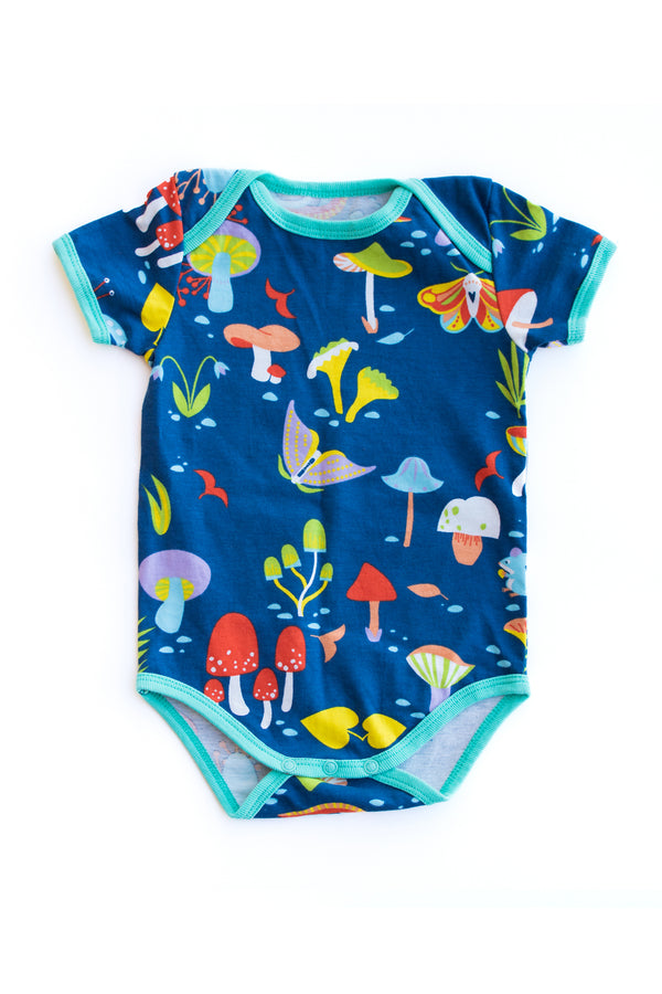 Merle Kids - SS Bodysuit - Forest At Night