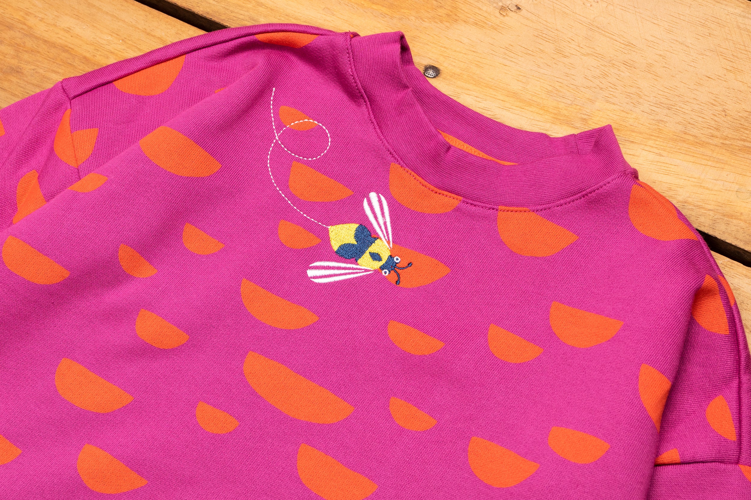 Merle - Oversized Box Sweatshirt - Honey Bee